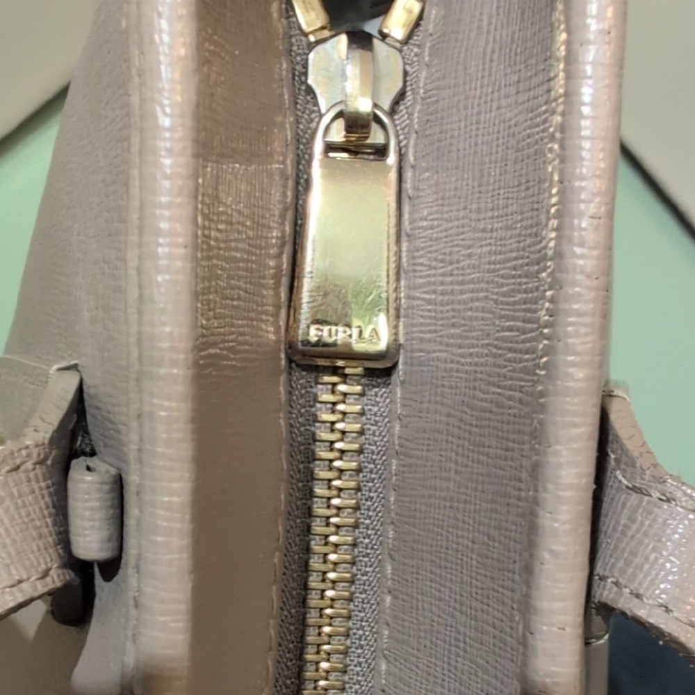 Furla Taupe Leather Tote Handbag Nice Purse 13 x 8 Stylish Club Career - Picture 10 of 16